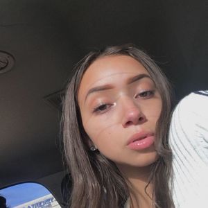 Meet your Posher, Ava